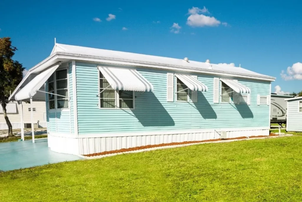Essential Tips and Tricks to Prepare Your Mobile Home for the Tennessee Summer Heat