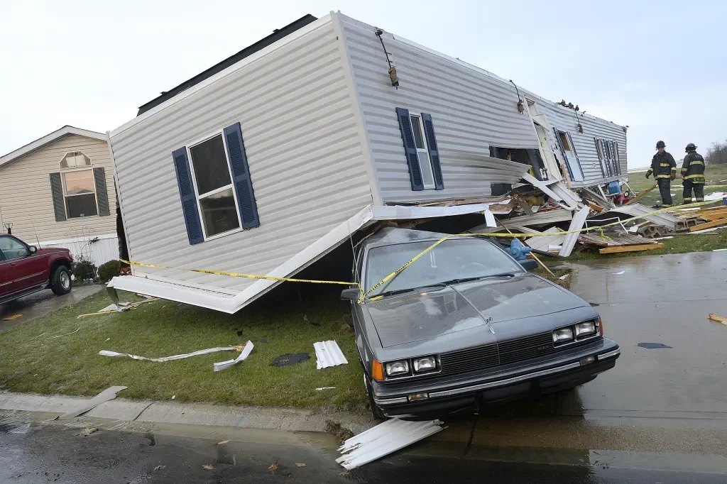 Uncover the Safety Considerations between a Car and a Mobile Home during Tornadoes in Tennessee