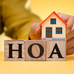Who is in charge of paying HOA fees at closing in Maryland