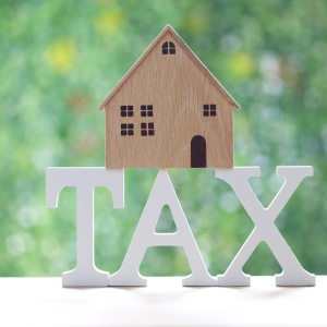 Who Pays Real Estate Taxes When Selling a House in Oregon