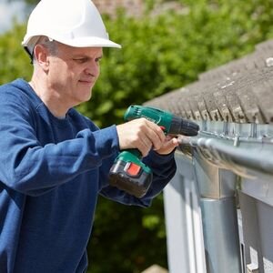 Should I Fix or Replace My Roof Before Selling in