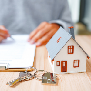 Title vs. Deed: What’s the Difference in 