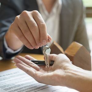 Who Pays Realtor Fees in Oregon