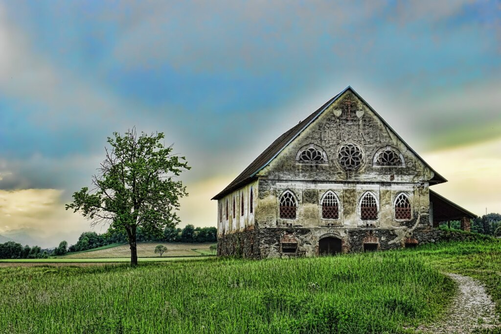 Old house for sale in Alabama. Alabama cash house buyers.