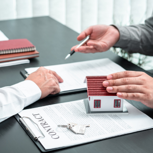 Can You Sell a Home With Lien In New Orleans