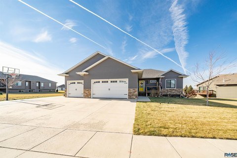 homes for sale 57003