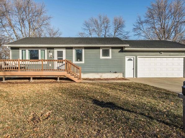 homes for sale 57033