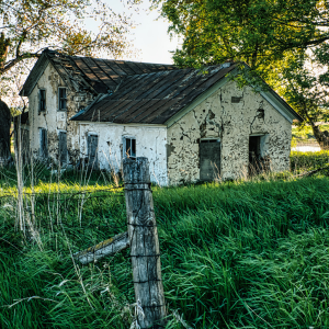 Selling an Old House In Agawam