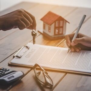 How Much Does a Realtor Charge to Sell a House Massachusetts