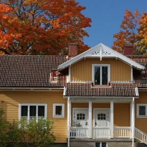 What Is a Contingent House Massachusetts