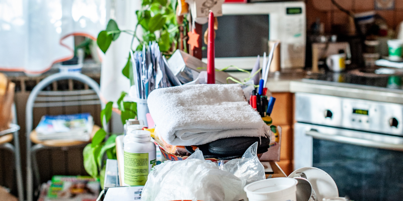 How to sell a hoarder house