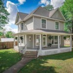Beautiful charming home in Owensville, Indiana