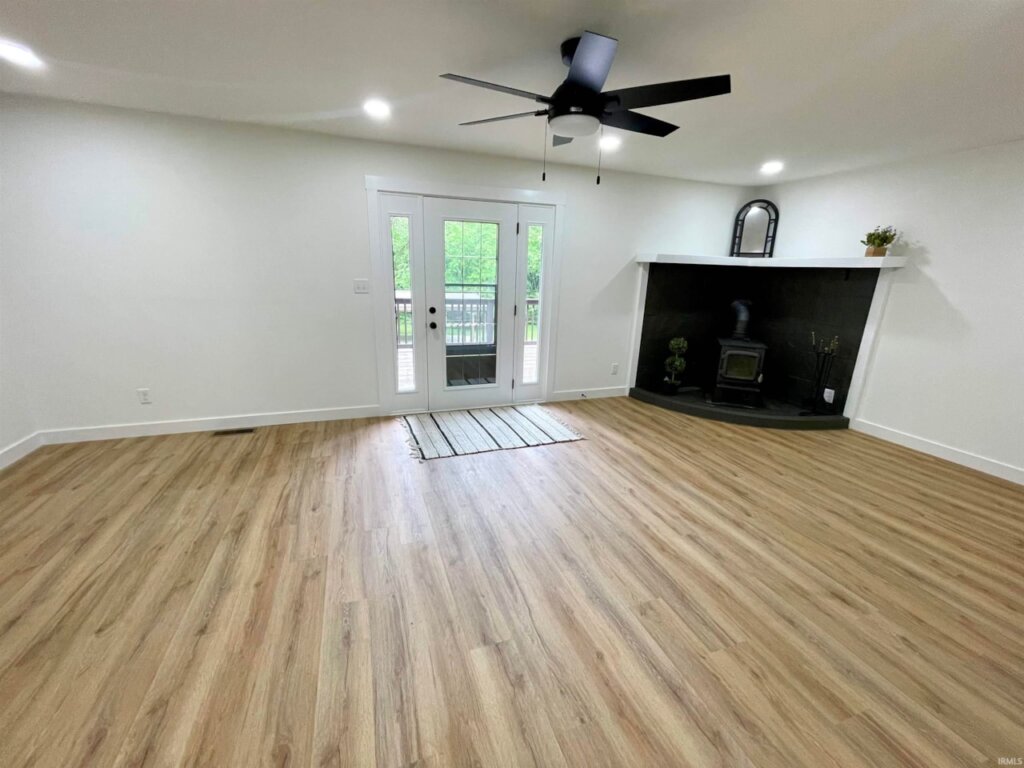 Family room in Owensville paradise