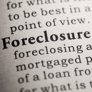 Are You Allowed to Sell a Home Facing Foreclosure Illinois