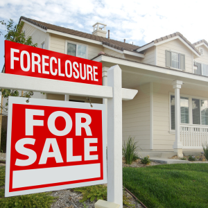 Is It Possible to Sell a House in Foreclosure Illinois