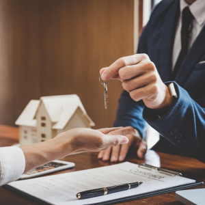 Sell a House With a Mortgage In Chicago