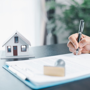 Guide to Selling a House With Unpermitted Work In Illinois