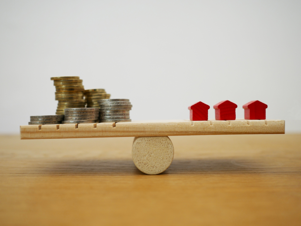 Discover the costs of selling your house in Ohio with our in-depth guide. Learn about real estate commissions, closing costs, preparation expenses, and how selling to a cash investor can save you money. Get expert tips for a cost-effective sale.