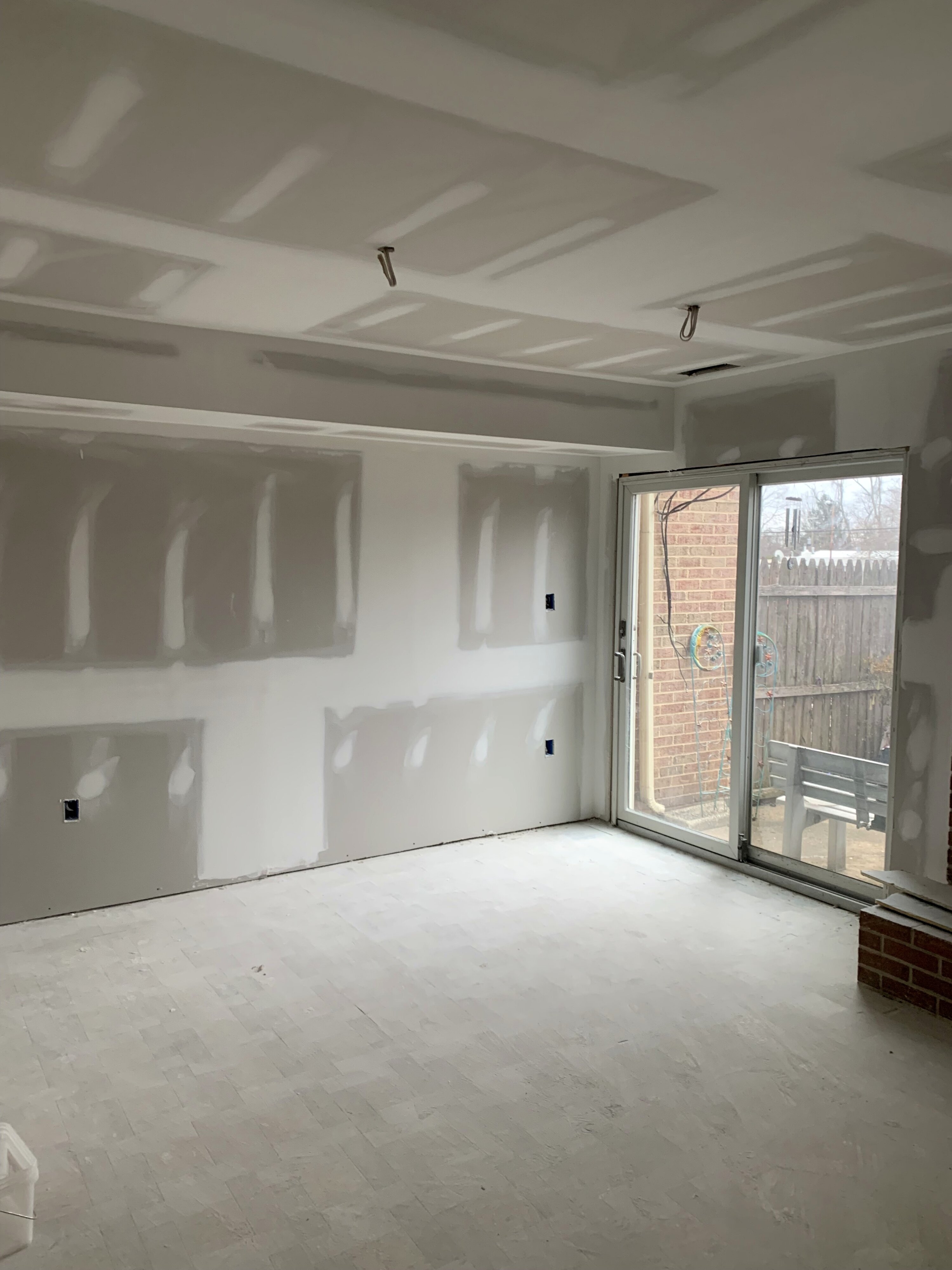 Airlie Way fireplace before