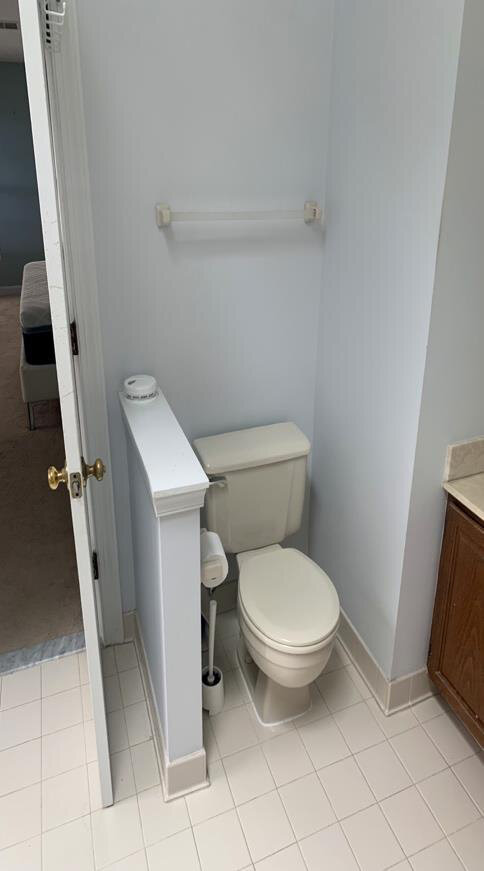 Before renovation – Bathroom in Centreville, VA - Flag Staff Ct