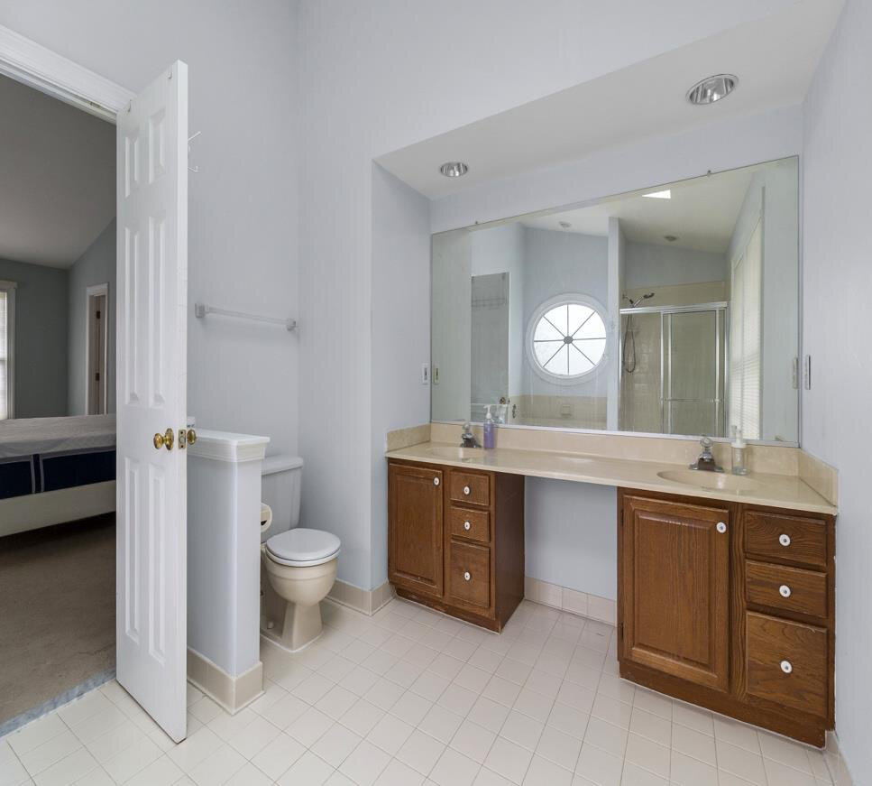 Before renovation – Bathroom in Centreville, VA - Flag Staff Ct