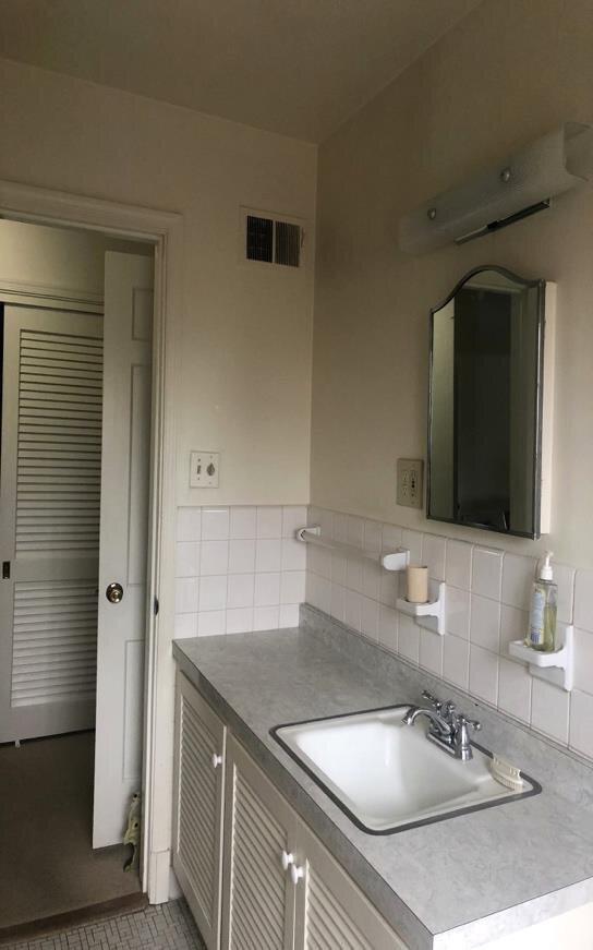 Before renovation – Bathroom in Kensington, MD - Wake Dr