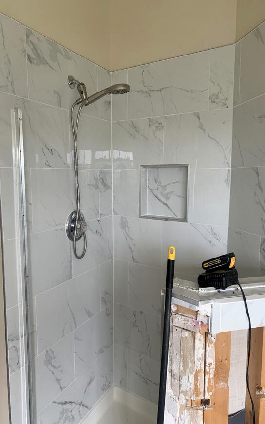 Before renovation – Bathroom in Leesburg, VA - Artillery Ter NE