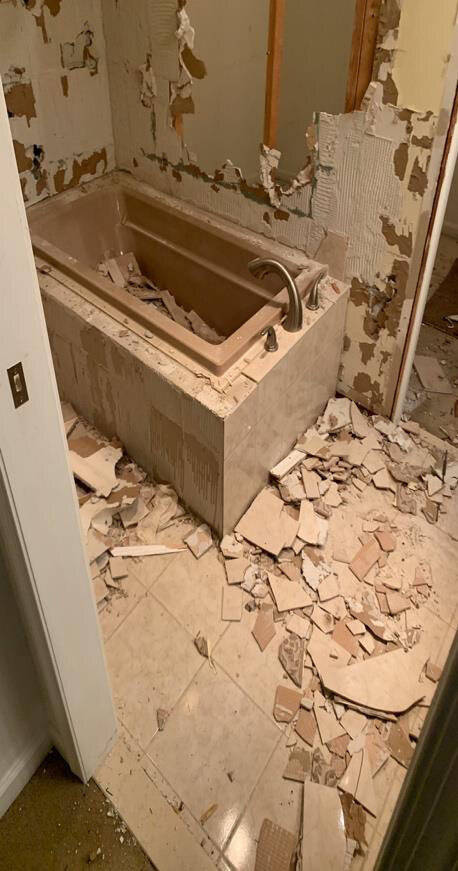 Before renovation – Bathroom in Vienna, VA - Moorefield Hill Ct SW
