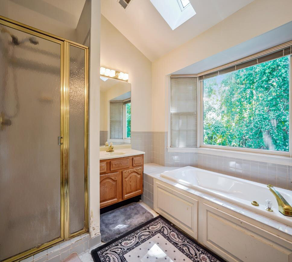 Before renovation – Bathroom in Vienna, VA - Talahi Ct SE