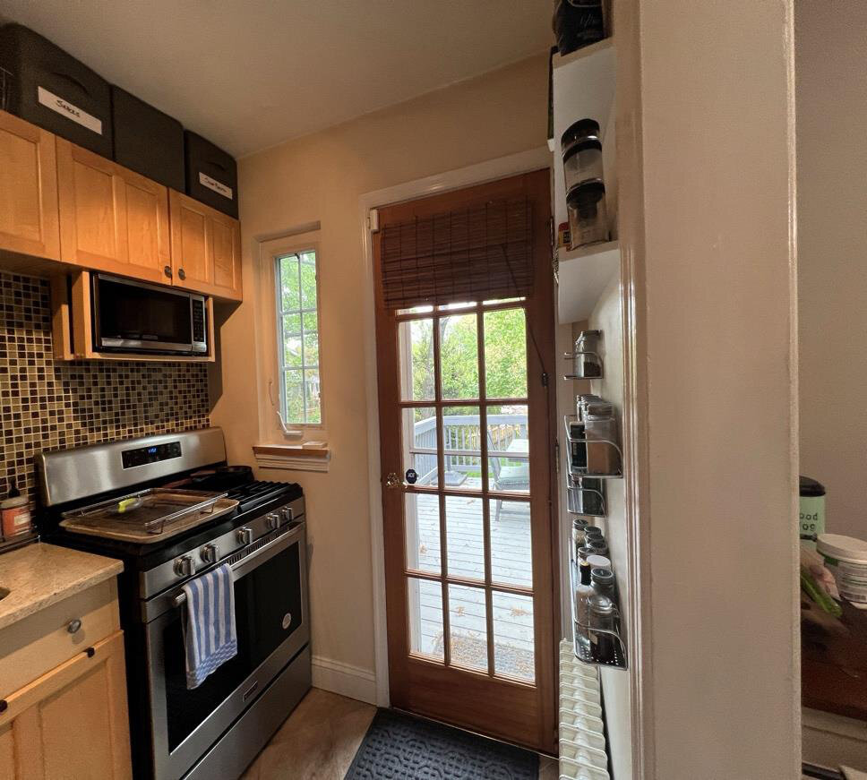 Before renovation – Kitchen in Alexandria, VA - Scroggins Road