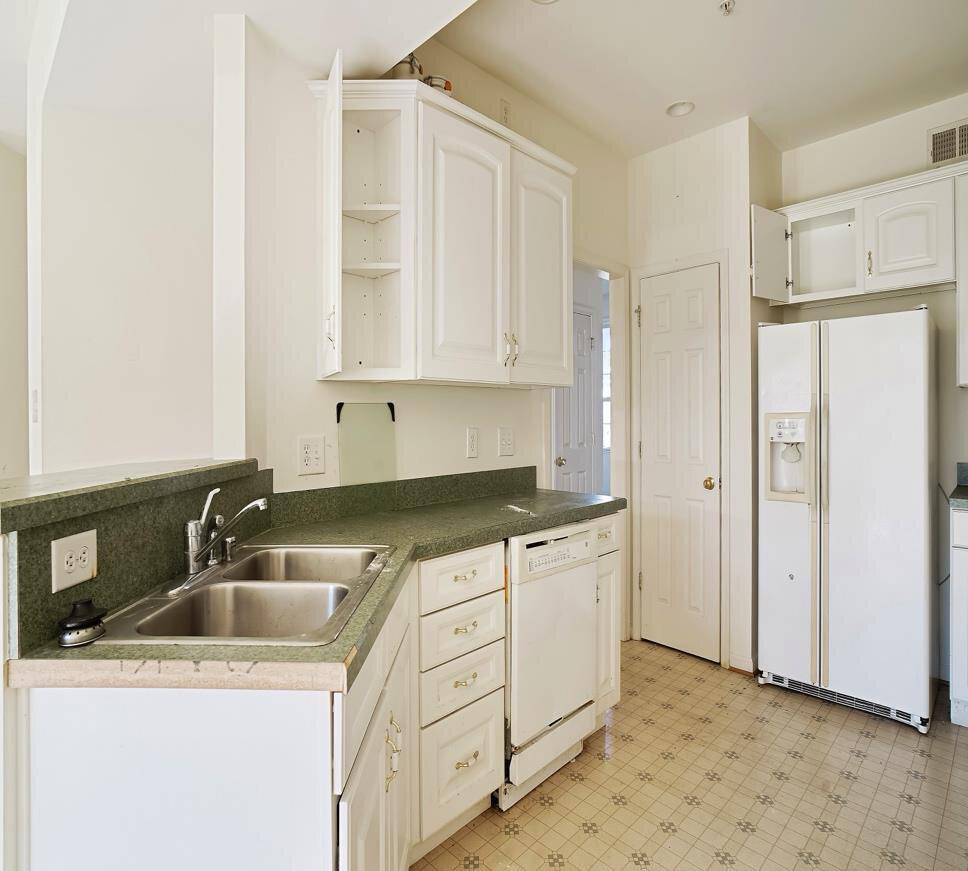 Before renovation – Kitchen in Hagerstown, MD - Bridle Court