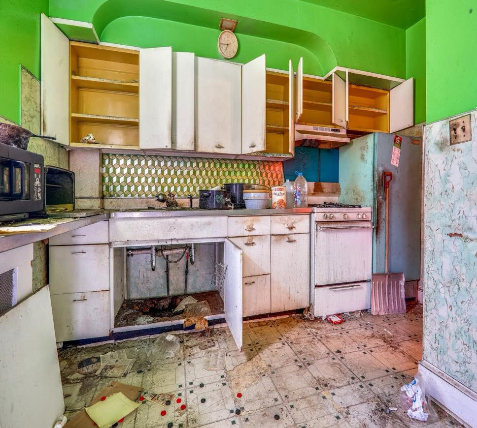 Before renovation – Kitchen in Washington, DC - 2nd ST NW