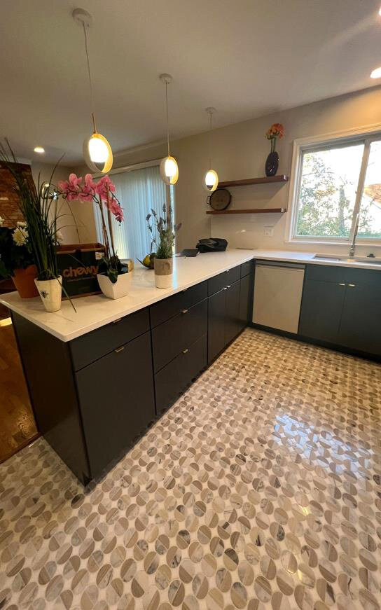 After renovation – Kitchen in Alexandria, VA - King St