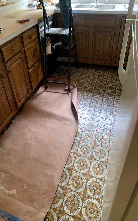 Before renovation – Kitchen in Alexandria, VA - King St