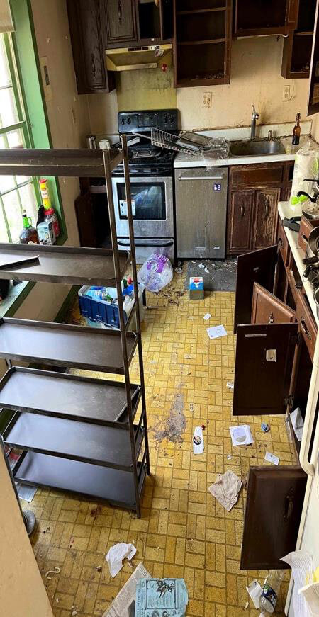 Before renovation – Kitchen in Burke, VA - Banning Pl