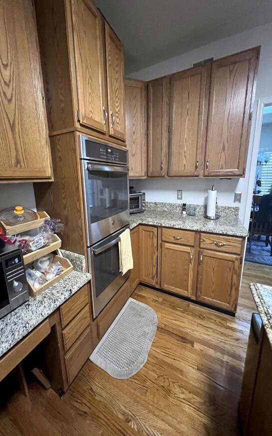 Before renovation – Kitchen in Herndon, VA - Kingstream Cir