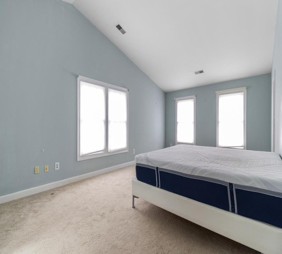 Before renovation – Bedroom in Centreville, VA - Flag Staff Ct