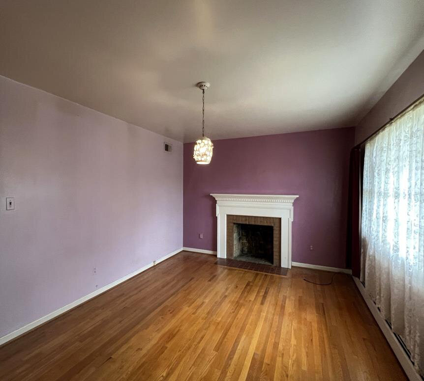 Before renovation – Kitchen in Alexandria, VA - Maxine Court