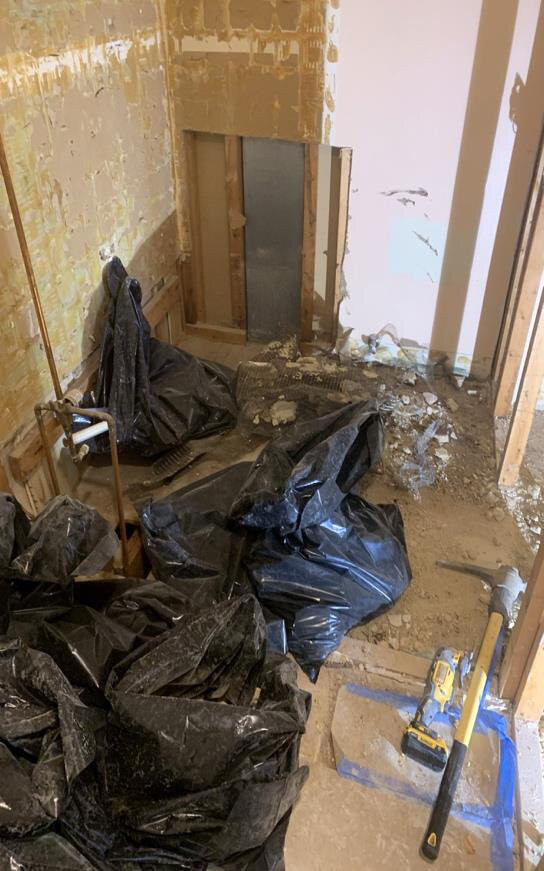 Before renovation – Kitchen in Alexandria, VA - King St