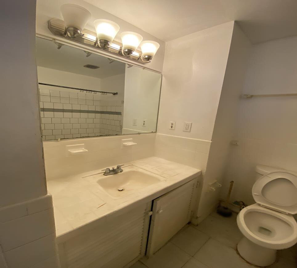 Before renovation – Kitchen in Annandale, VA - Montgomery St