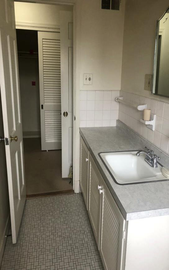 Before renovation – Kitchen in Kensington, MD - Wake Dr