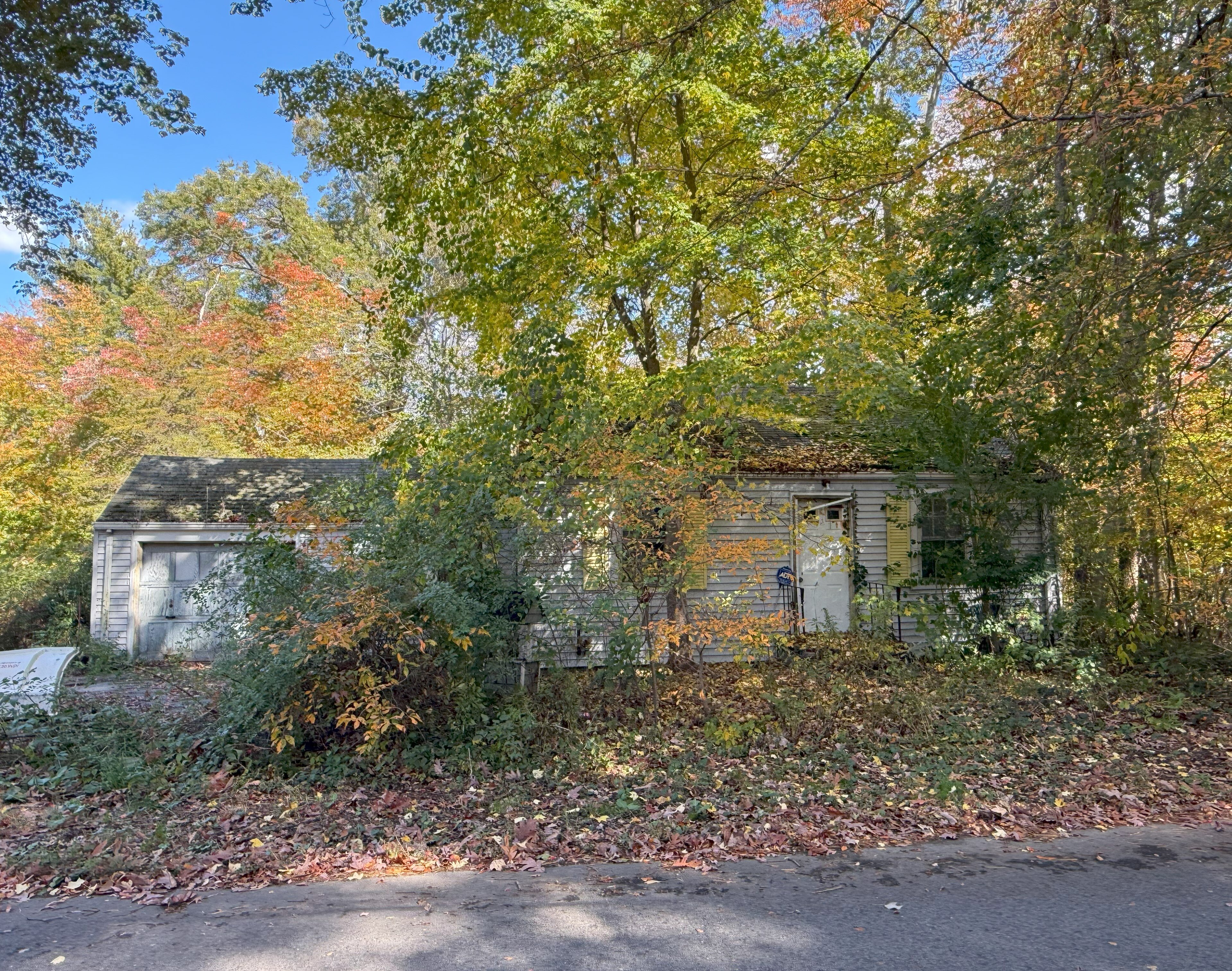 We Buy Houses Kingston MA