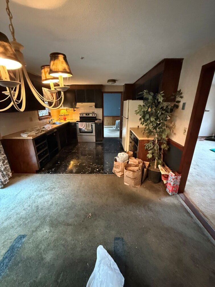 Cash buying timeline for inherited home in Centerville MA – flexible closing for siblings