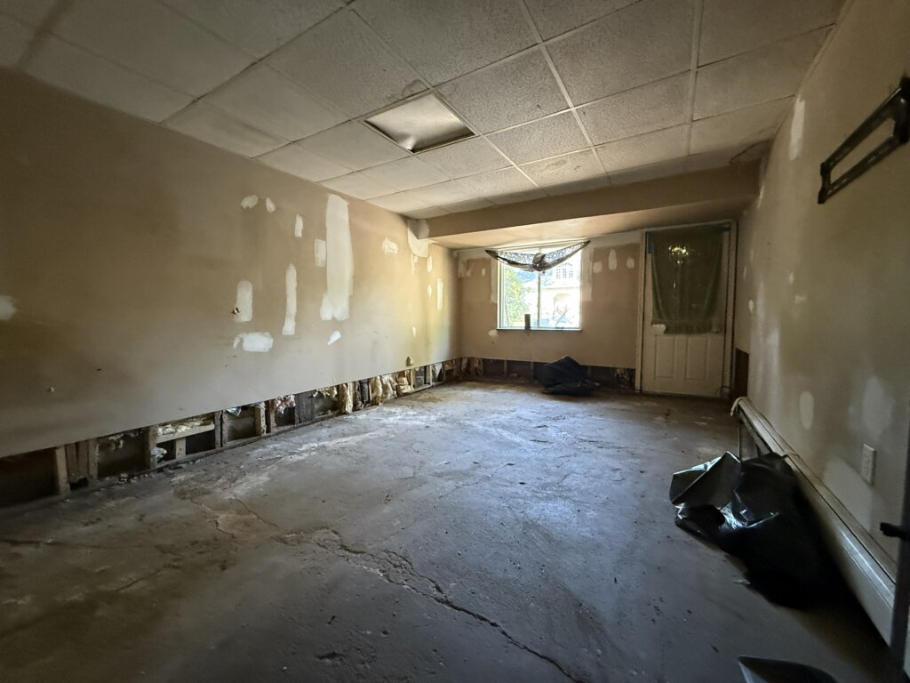 Halifax MA house flip – before renovation photo of 43 Buttonwood Road