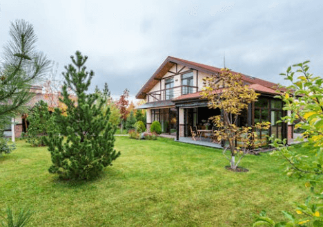 good size lot for a home
