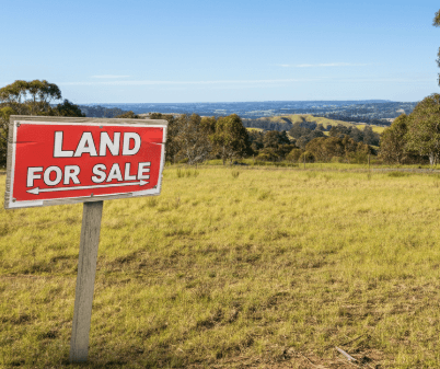 making a lot for sale sign