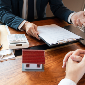 Seller Options When a Buyer Defaults on a Land Contract Wisconsin