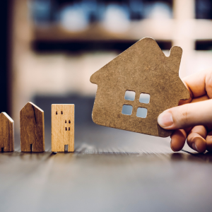 Can I Sell a House With a Lien in Wisconsin