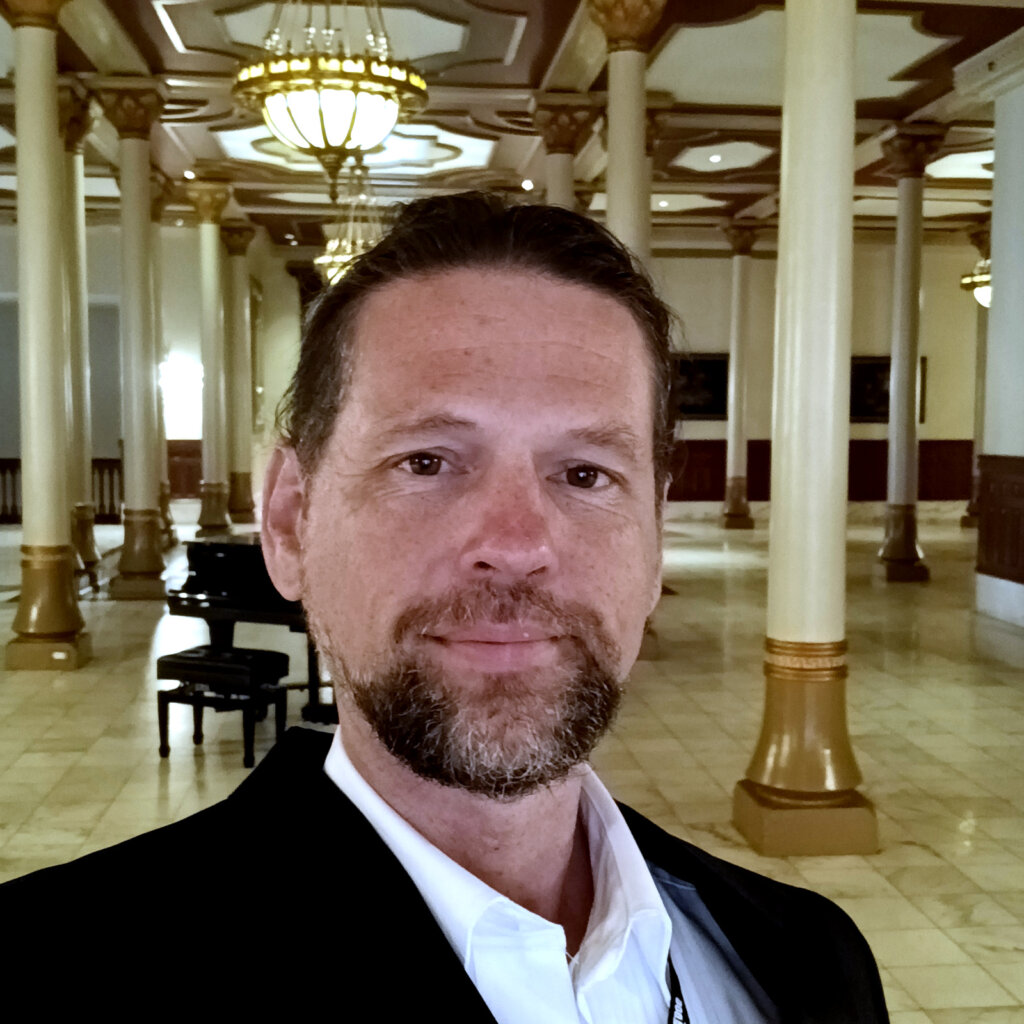 nico shestopalov founder of right path property solutions home buyers in texas