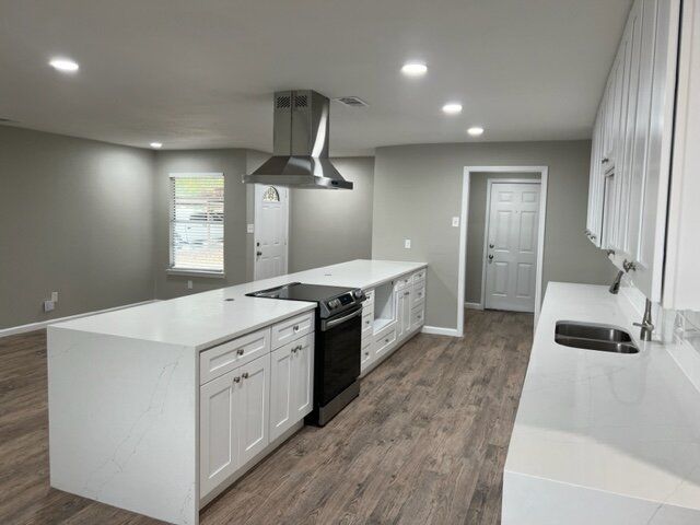 Kitchen remodeling contractors